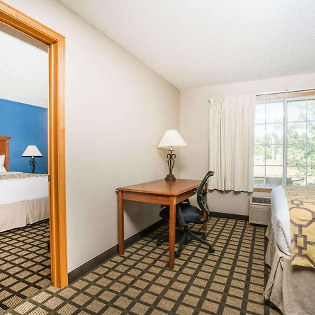 Baymont By Wyndham Albany Hotel Екстериор снимка